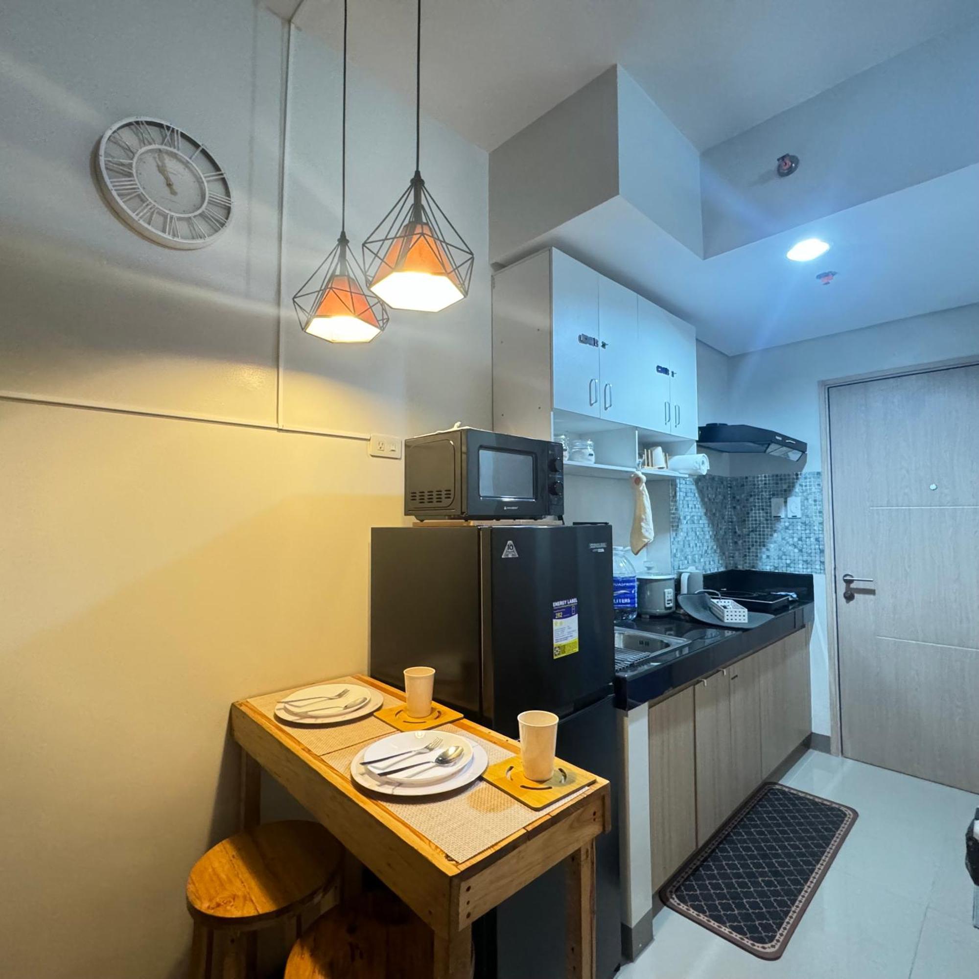 The J-Ma Ultiescape Charm Residences Condo Cainta Exterior foto